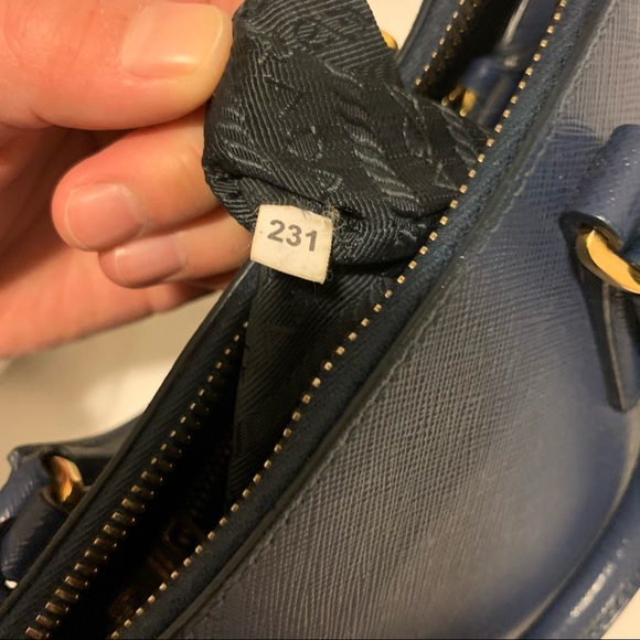 Prada Saffiano Bag - Picture 9 of 15